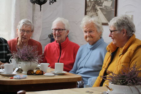 Marktcafe 4 Damen